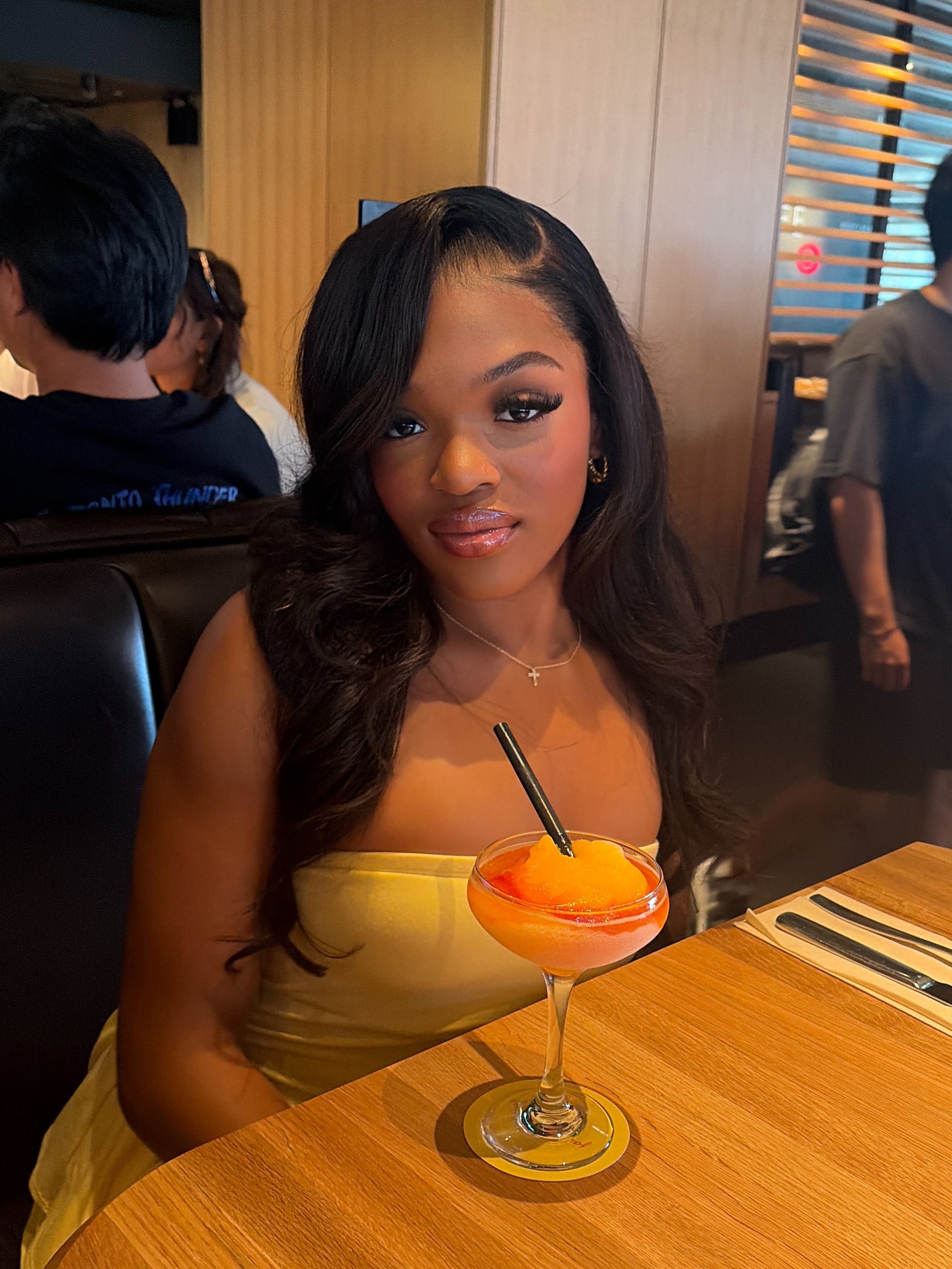 Body Wave Frontal Wig
